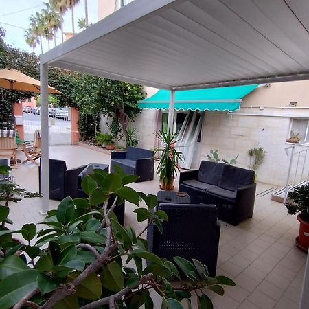 Hotel Della Piazzetta Varazze Exterior foto