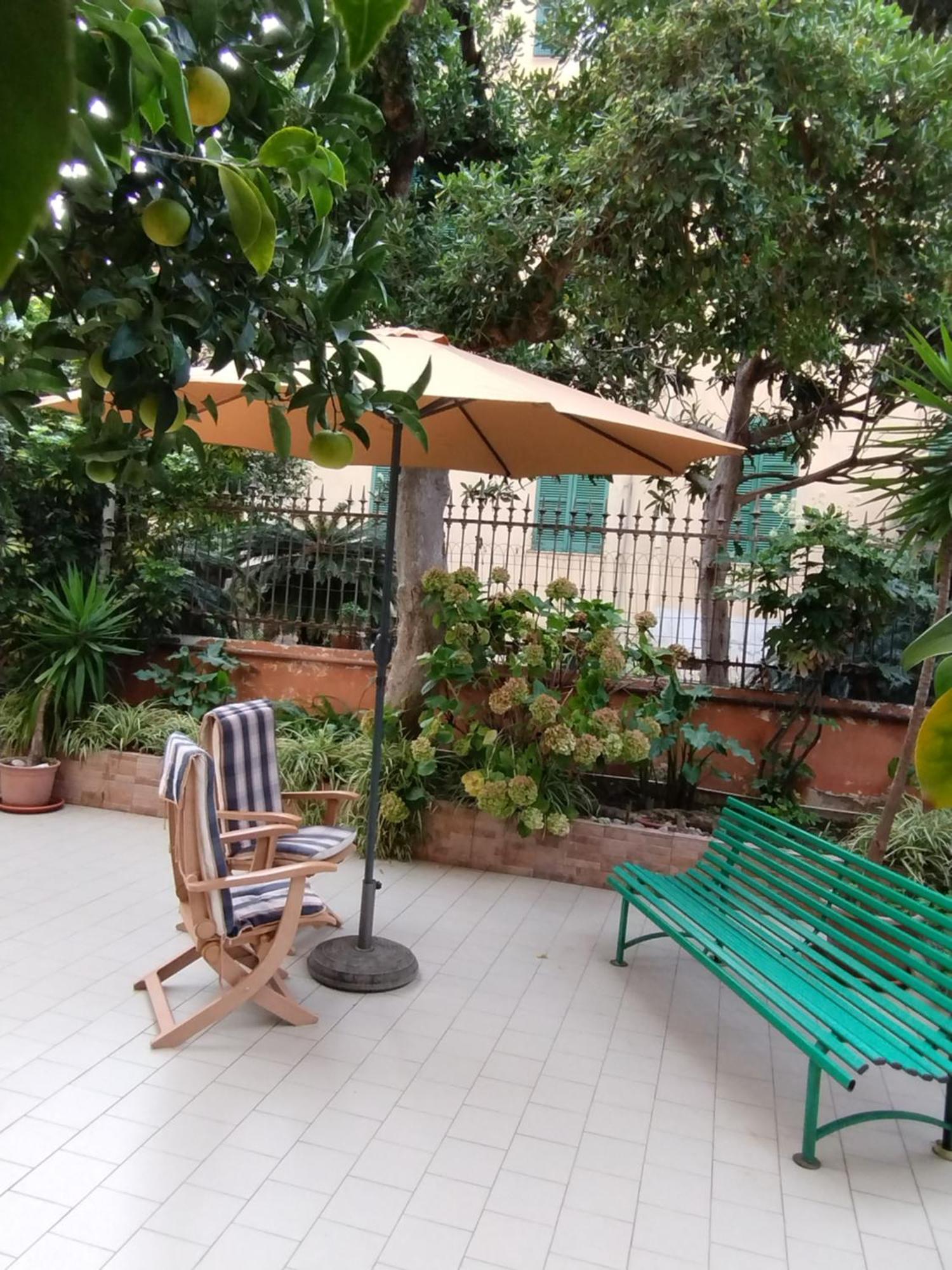 Hotel Della Piazzetta Varazze Exterior foto